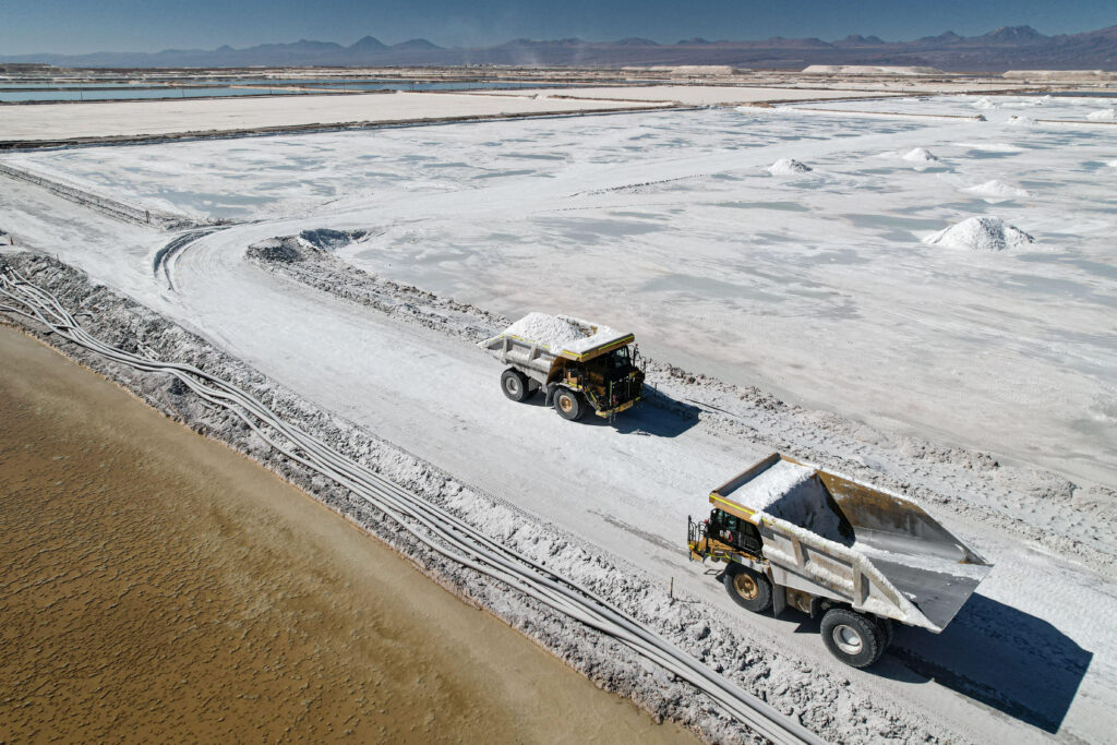 Sayona kauft Piedmont, SQM Aktie bleibt trotz schwacher Zahlen stabil: Steht Lithium vor dem Turnaround?